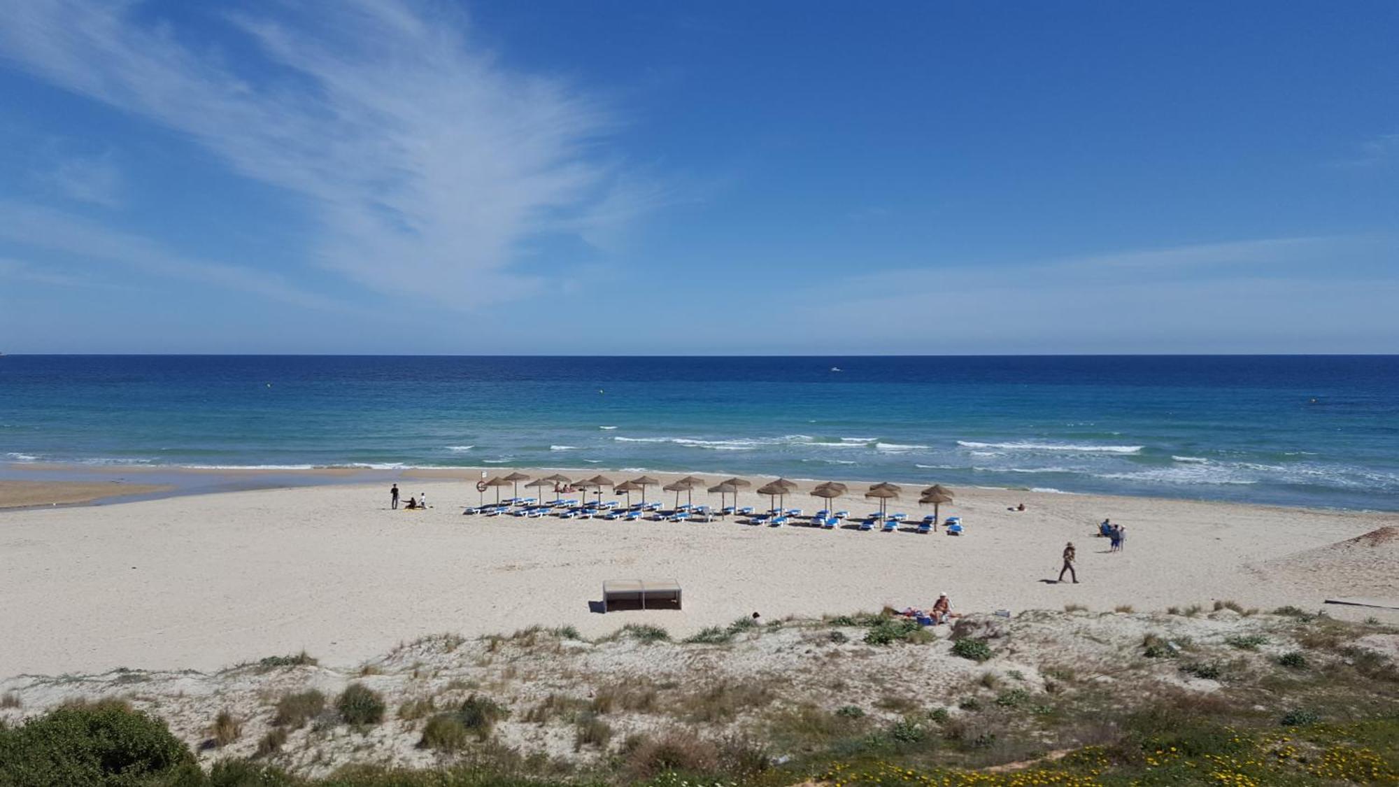 טורבייחה Sea View Apartment Beach Front Punta Prima מראה חיצוני תמונה